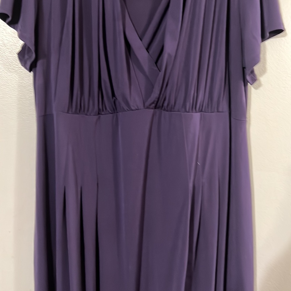 Alfani deep plum flutter sleeve dress. Flowy!! - Picture 5 of 9